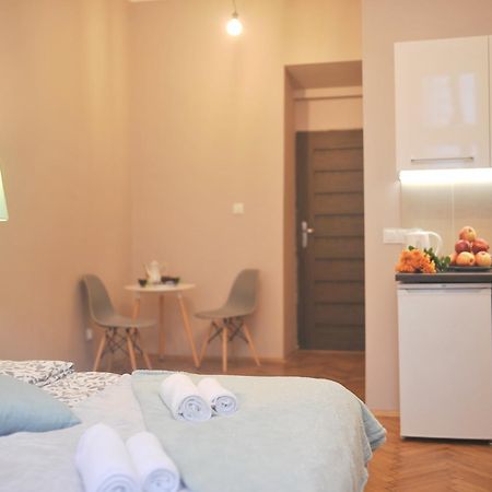 Ok Home Apartments Краков Экстерьер фото